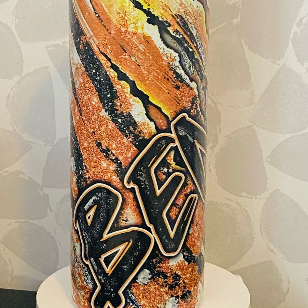 🌟NEW🌟Bengals 20 oz tumbler